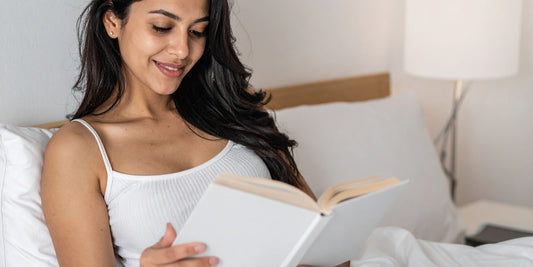 Reading Before Bed: A Simple Night-Time Ritual Worth Keeping