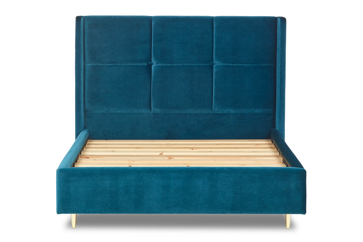 Hockney Upholstered bed with winged headboard and legs