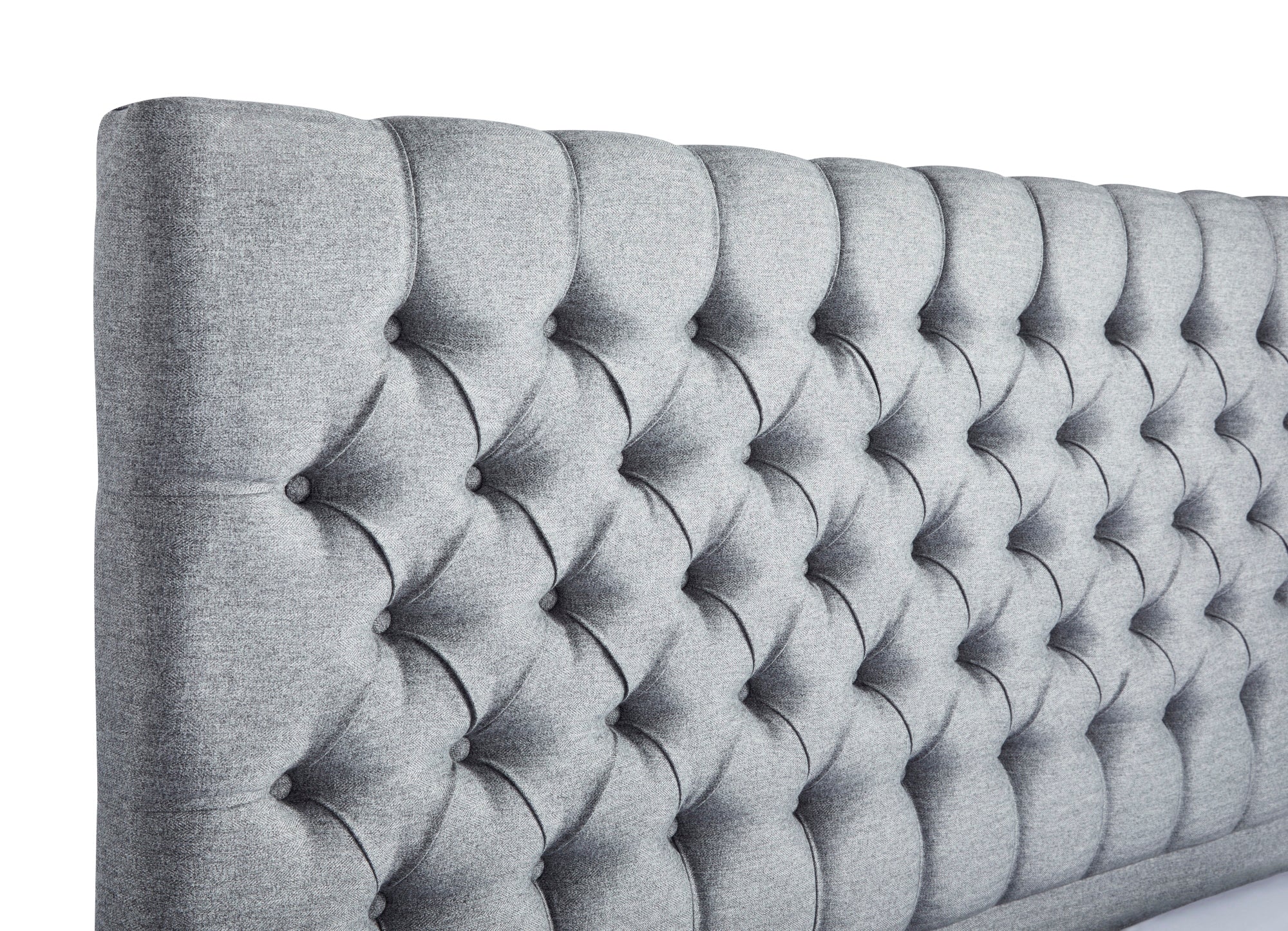 Lennon Upholstered Bed With Chesterfield Headboard And High Footboard-zoom-3