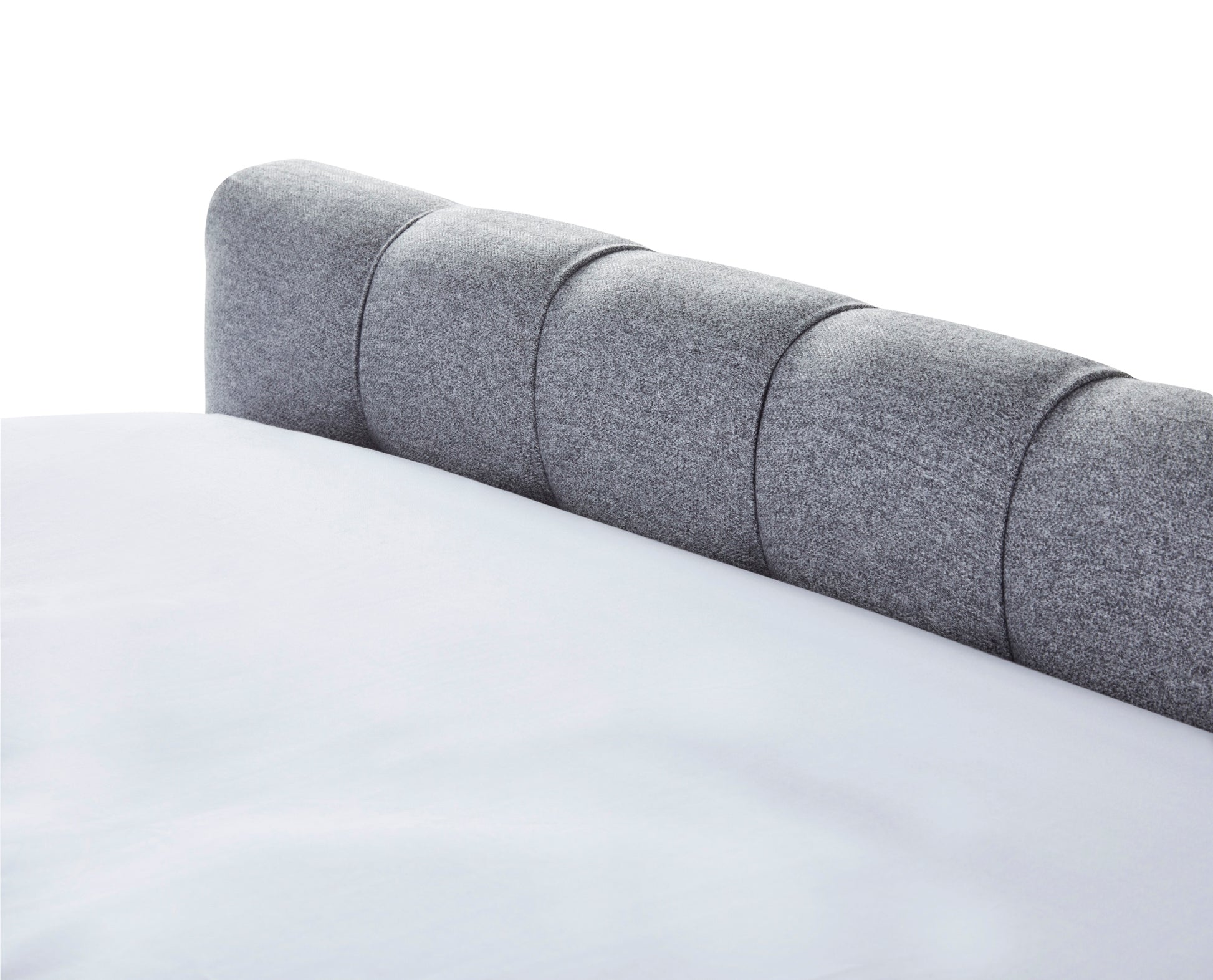 Lennon Upholstered Bed With Chesterfield Headboard And High Footboard-4