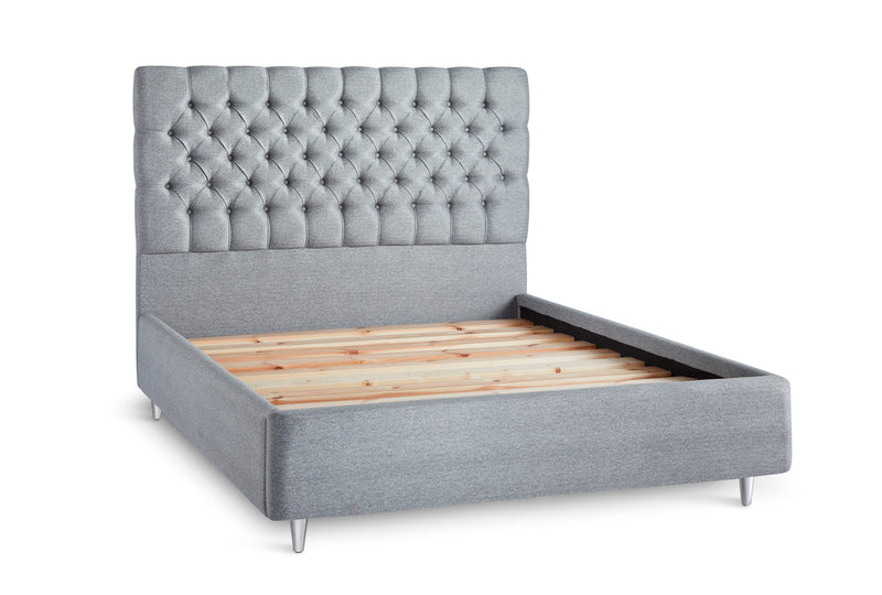 Lennon Upholstered Bed With Chesterfield Headboard