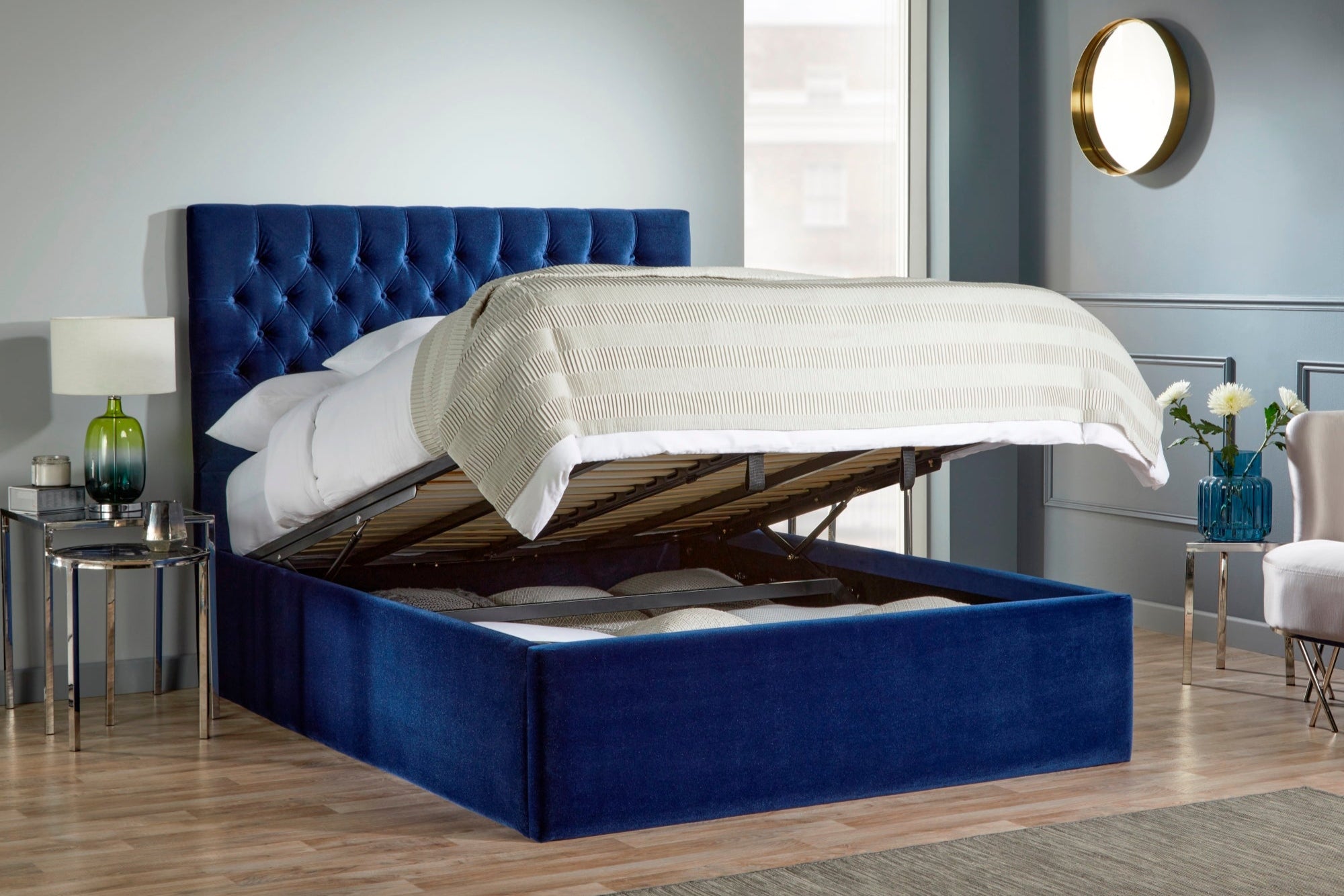 Lennon Upholstered End-Lift Ottoman Bed With Chesterfield Headboard-zoom-1